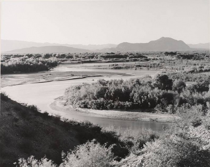 Laura Gilpin
Rio Grande Just Above Confluence with the Rio Conchos, 1947
Gelatin silver print (black & white)
15 1/2 x 19 5/8 in. (39.4 x 49.9 cm)