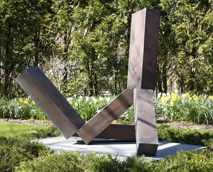 Joel Shapiro
Untitled, 1986
Bronze
56 x 68 x 60 in. (142.2 x 172.7 x 152.4 cm)
From an edition of 4
