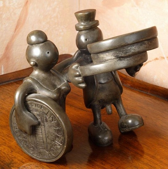 Tom Otterness
Couple with Pennies, 1990
Bronze with silver nitrate patina
5 1/2 x 5 x 6 in. (14 x 12.7 x 15.2 cm)
Edition 8/9