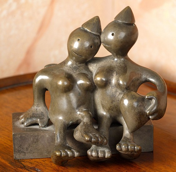 Tom Otterness
Female Couple with Heart, 1991
Bronze
5 x 5 1/4 x 4 in. (12.7 x 13.3 x 10.2 cm)
Edition 2/9