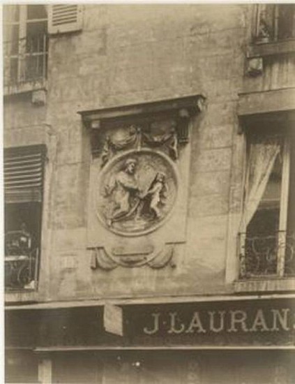Eugene Atget
Paris, 19 Rue du Cherche Midi, 1908
Albumen print
8 1/2 x 7 in. (21.6 x 17.8 cm)