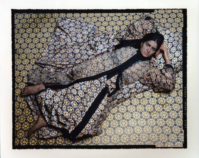 Lalla Essaydi
Harem #10, 2009
Chromogenic print (color)
48 x 60 in. (121.9 x 152.4 cm)
Edition 1/10Printed under the direct supervision of the photographer from the original negative