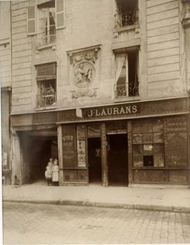 Eugene Atget - Paris, 19 Rue du Cherche Midi