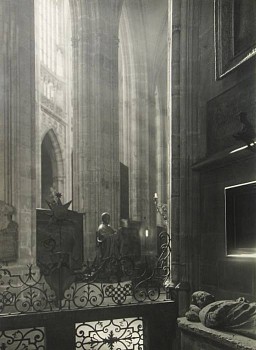 Josef Sudek - V katedrale (In the Cathedral)