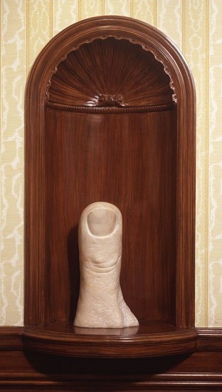 César
Le Pouce, 1978
Marble sculpture
16 1/9 x 8 1/2 in. (40.9 x 21.6 cm)
Marble sculpture displayed in custom-designed, wooden wall niche