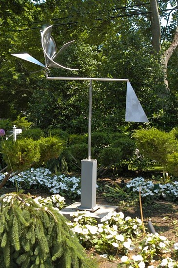 George Rickey
Two Conical Segments, Gyratory Gyratory, 1979
Stainless steel
65 x 72 x 36 in. (165.1 x 182.9 x 91.4 cm)