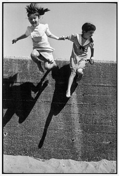 Martine Franck - IRELAND. Donegal. Tory Island.