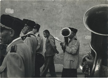 Robert Frank - Parade, Valencia