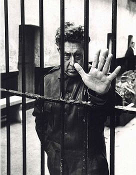 Hector Garcia - David Alfaro Siqueiros en la cárcel